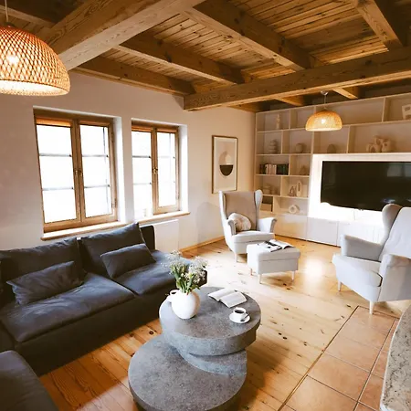 Dom Pod Strzecha, Nad Rzeka - 200m2 Casa de Férias